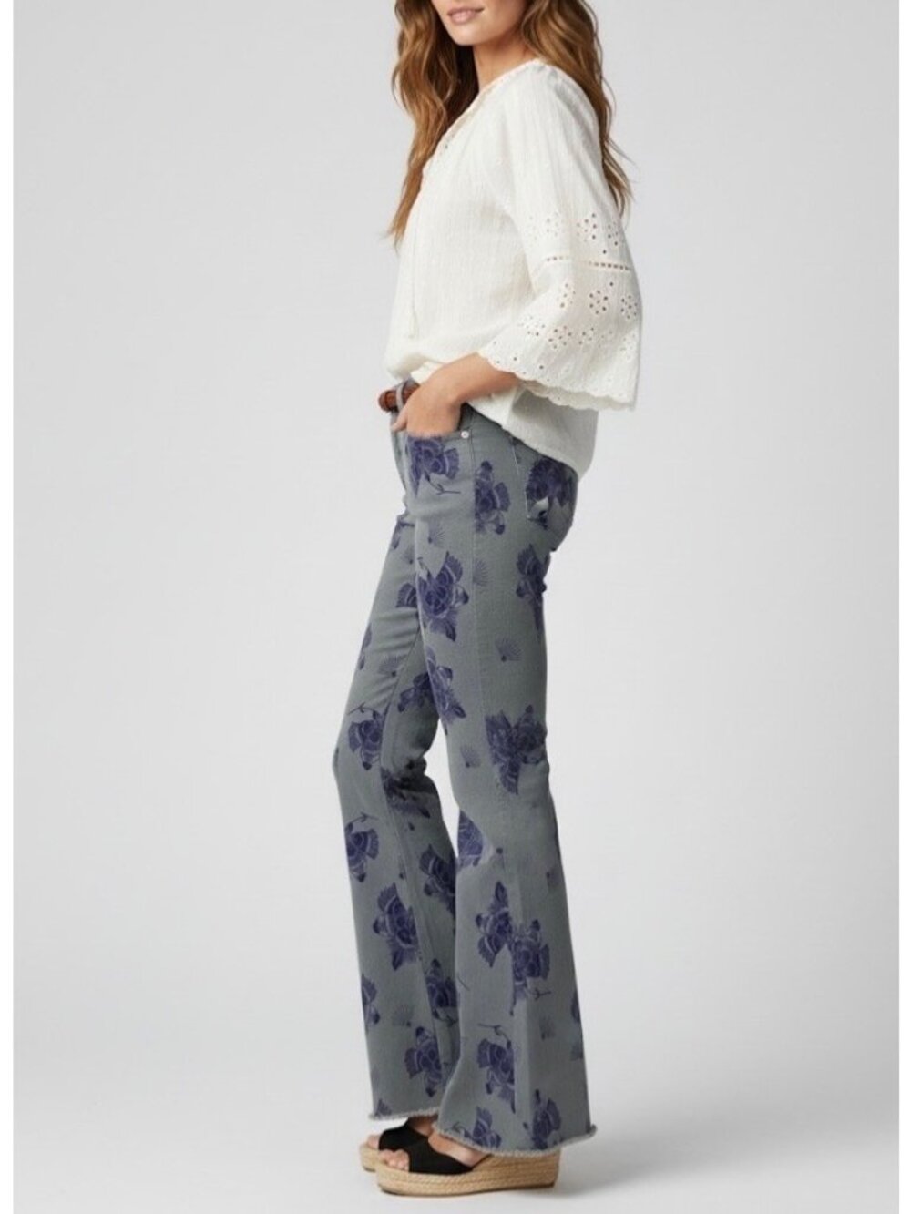 NWOT Free People Gray Mid-Rise Floral Super Flare Bell Bottom Jeans 32| 70s Boho - Picture 5 of 16